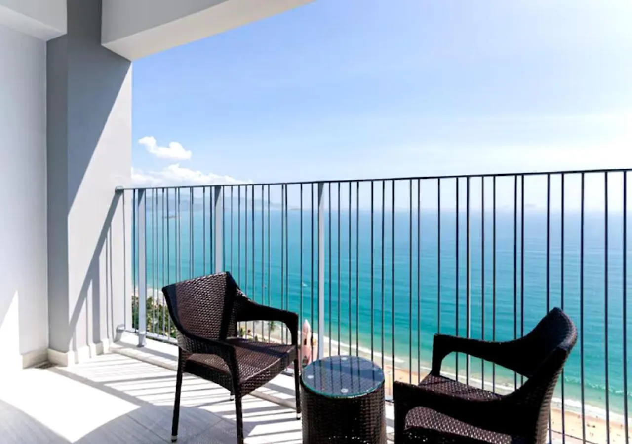 Aparthotel Panorama Nha Trang Beach Residences